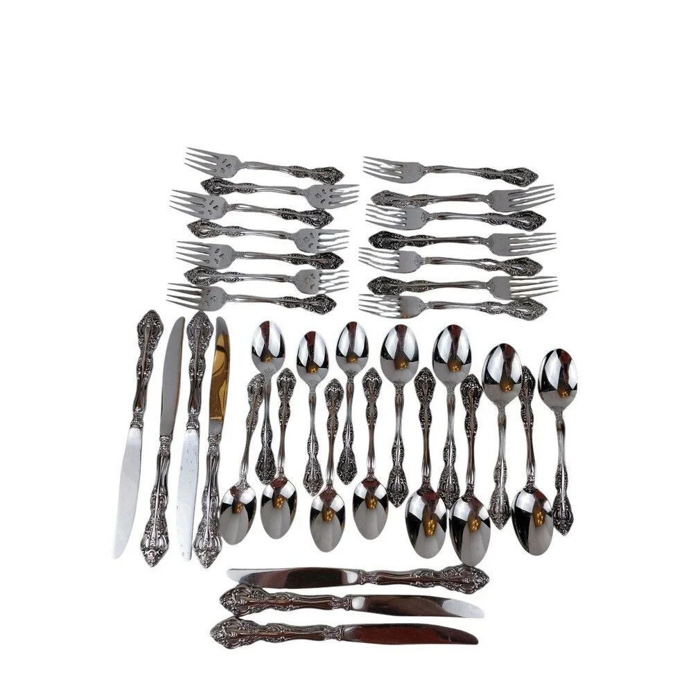 Oneida Michelangelo 18/10 Stainless Steel 35pc. Flatware Set (Service for Seven)